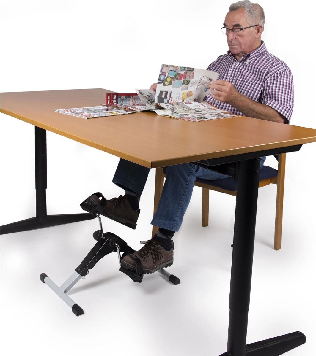 Stoelfiets - VirtuFit V2 Opvouwbare Bureaufiets - Instelbare Weerstand - Hometrainer 8 Stoelfiets - VirtuFit V2 Opvouwbare Bureaufiets - Instelbare Weerstand - Hometrainer - Afbeelding 8