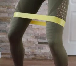 Weerstandsband-Fitness Elastiek-Niveau 1- 2,5kg Weerstand-Groen Van Latex (300x50x0,8MM)-Weerstandsbanden -FitForce Outlet Winkel 1200x1054 3