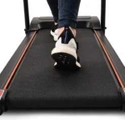 YJZQ Opvouwbare Loopband Voor Thuis - 1.5HP Elektrisch Gemotoriseerde Loopband Running Exercise Machine Met LCD-scherm -1-12KM / H - 12 Programma's Met Telefoonhouder Voor Home Gym Fitness Workout Jogging Walking-Black 26 YJZQ Opvouwbare Loopband Voor Thuis - 1.5HP Elektrisch Gemotoriseerde Loopband Running Exercise Machine Met LCD-scherm -1-12KM / H - 12 Programma's Met Telefoonhouder Voor Home Gym Fitness Workout Jogging Walking-Black -FitForce Outlet Winkel 1200x1155 10