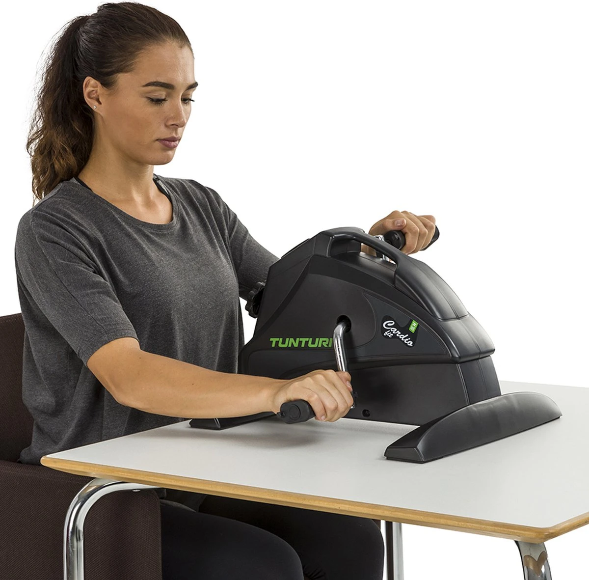 Tunturi Cardio Fit M35 Stoelfiets - Hometrainer - Minibike Met Instelbare Weerstand - Fietstrainer Magnetisch Geremd - Bureaufiets 2 Tunturi Cardio Fit M35 Stoelfiets - Hometrainer - Minibike Met Instelbare Weerstand - Fietstrainer Magnetisch Geremd - Bureaufiets - Afbeelding 2