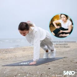 Sanbo Yoga Mat - Zwart - Incl. Luxe Draagtas - 183 X 61 X 0.8 Cm - Extra Dik 8mm - Waterafstotend - Fitness Mat - Meditatie Mat 11 Sanbo Yoga Mat - Zwart - Incl. Luxe Draagtas - 183 X 61 X 0.8 Cm - Extra Dik 8mm - Waterafstotend - Fitness Mat - Meditatie Mat -FitForce Outlet Winkel 1200x1200 890