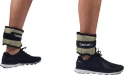 Tunturi Enkelgewichten En Polsgewichten - Gewichten - 2 X 1,0kg - Grijs 16 Tunturi Enkelgewichten En Polsgewichten - Gewichten - 2 X 1,0kg - Grijs -FitForce Outlet Winkel 1200x729