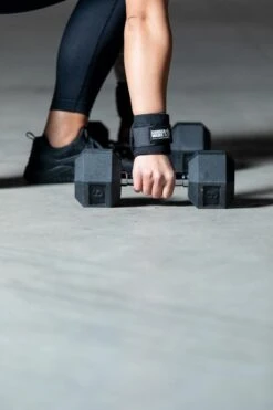 VirtuFit Hexa Dumbbell Pro - Gewichten - Fitness - 5 Kg - -FitForce Outlet Winkel 800x1200 3