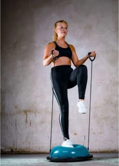 Avento Balanstrainer + 2 Weerstandsbanden - Ø 58 Cm - Blauw/Zwart 13 Avento Balanstrainer + 2 Weerstandsbanden - Ø 58 Cm - Blauw/Zwart -FitForce Outlet Winkel 862x1200