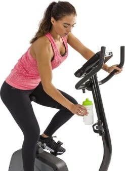 Tunturi Star Fit E100 HR I Plus Hometrainer - Ergometer - Fitnessfiets - Bluetooth - 21 Trainingsprogramma's - 16 Weerstandniveaus - Kleur: Zwart -FitForce Outlet Winkel 878x1200 1