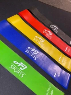 AJ-Sports Latex Weerstandsbanden - Booty Bands - Fitness Elastiek - Weerstandbanden - Set Van 5 Weerstandsbanden - 5 Verschillende Weerstanden - Resistance Band - Fitness Band - Fitness - Workout - Inclusief Draagtas 19 AJ-Sports Latex Weerstandsbanden - Booty Bands - Fitness Elastiek - Weerstandbanden - Set Van 5 Weerstandsbanden - 5 Verschillende Weerstanden - Resistance Band - Fitness Band - Fitness - Workout - Inclusief Draagtas -FitForce Outlet Winkel 900x1200 7